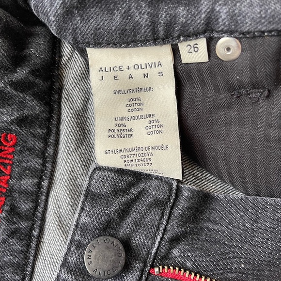 Alice + Olivia Jean Shorts | Size 26 | Unworn | AMAZING HIGH RISE VINTAGE SHORT - Picture 4 of 4